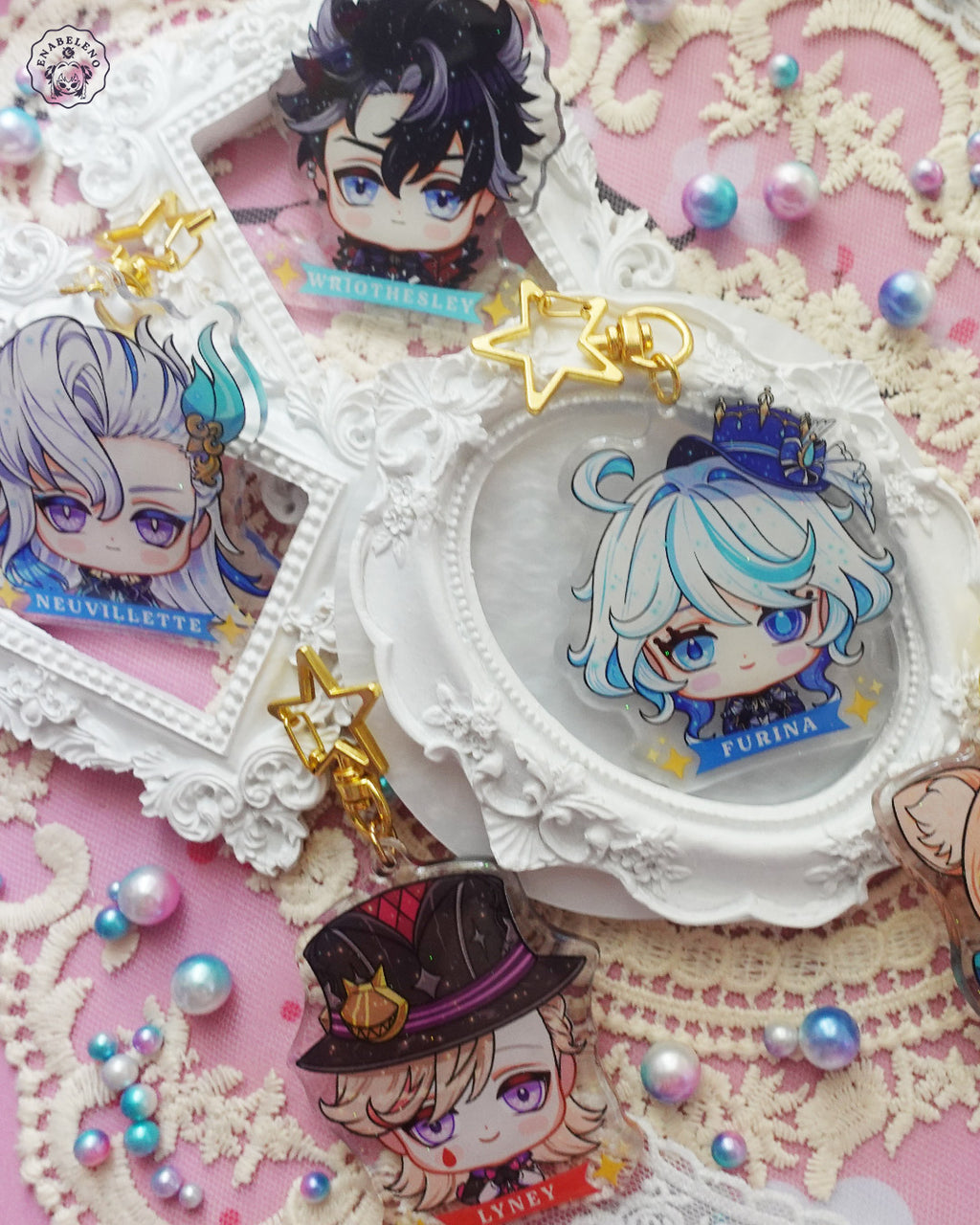 Cute keychains inspired by the game Genshin Impact Fontaine characters in chibi style drawing. Best glitter keychain gift for Travelers and Hoyoverse fans.