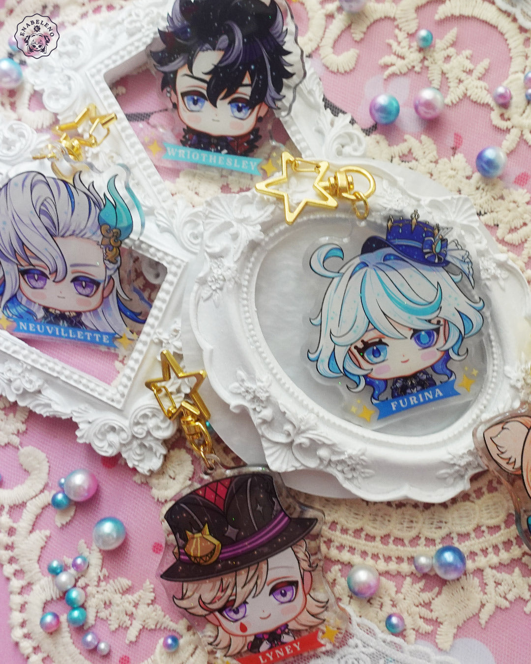 Cute keychains inspired by the game Genshin Impact Fontaine characters in chibi style drawing. Best glitter keychain gift for Travelers and Hoyoverse fans.