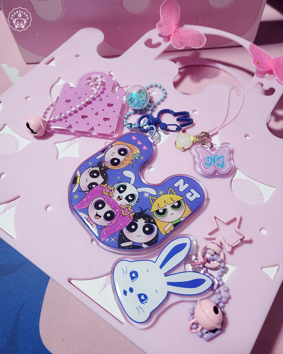 Cute keychain merchandise for kpop fans. Kpop idol inspired keychains. Best gift for kpop lovers.