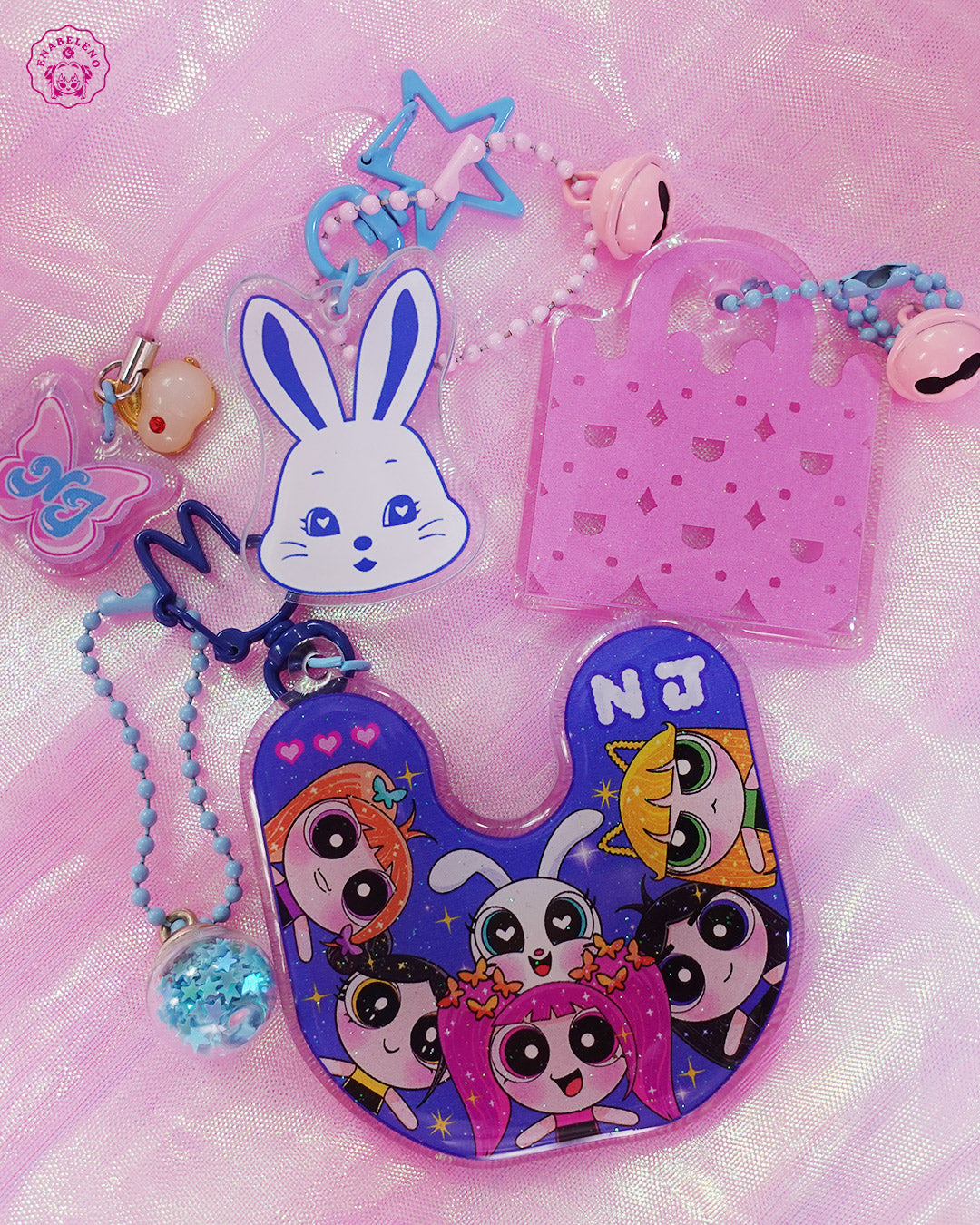 Cute keychain merchandise for kpop fans. Kpop idol inspired keychains. Best gift for kpop lovers.